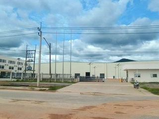 Аренда и продажа 10 спальни склад в Мыанг Районг, Районг