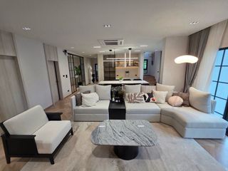Casa en alquiler de 4 habitaciones en Bang Phli, Samut Prakan