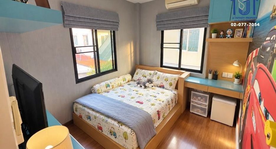 For sale 3 bedrooms townhouse in Thanyaburi, Pathum Thani