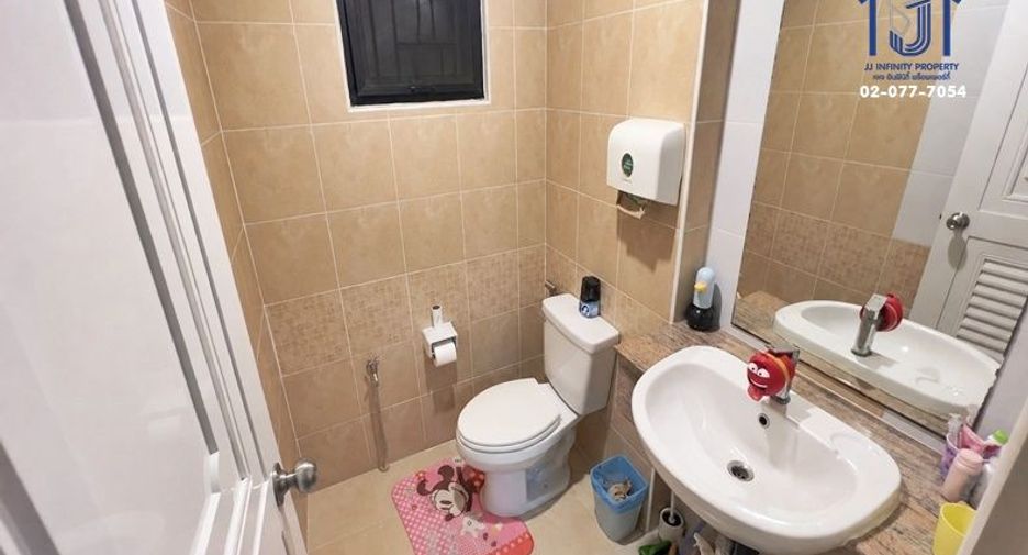 For sale 3 bedrooms townhouse in Thanyaburi, Pathum Thani
