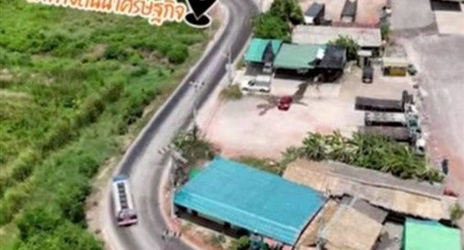 Reihenhaus zum Kauf mit 3 Zimmer in Mueang Samut Sakhon, Samut Sakhon