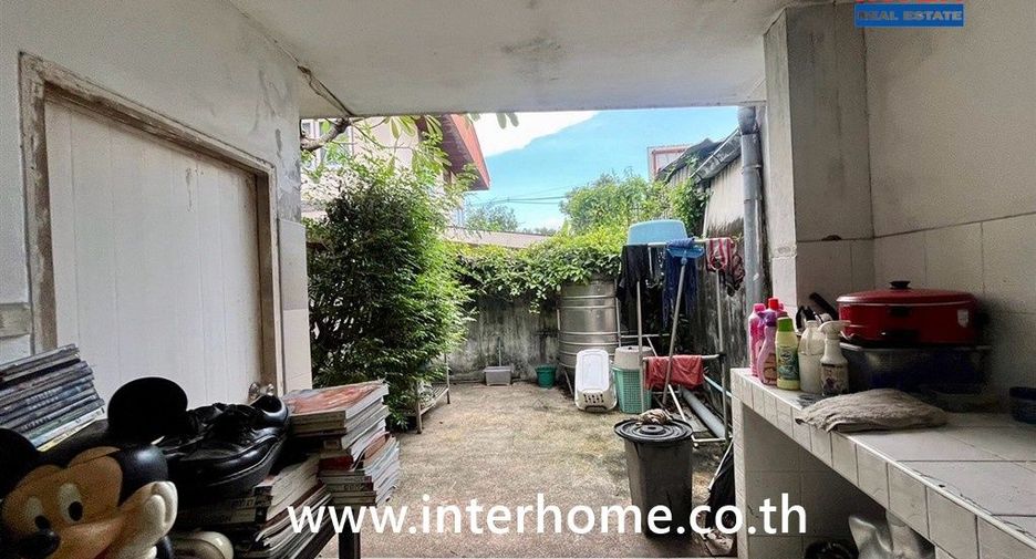 Casa en venta de 3 habitaciones en Lat Phrao, Bangkok