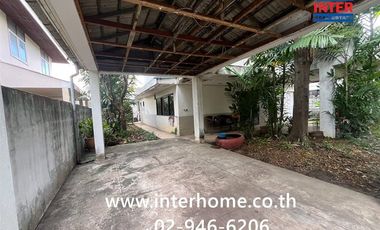 Casa en venta de 3 habitaciones en Lat Phrao, Bangkok