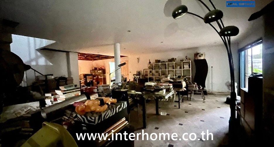 Casa en venta de 3 habitaciones en Lat Phrao, Bangkok