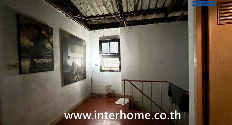 Casa en venta de 3 habitaciones en Lat Phrao, Bangkok
