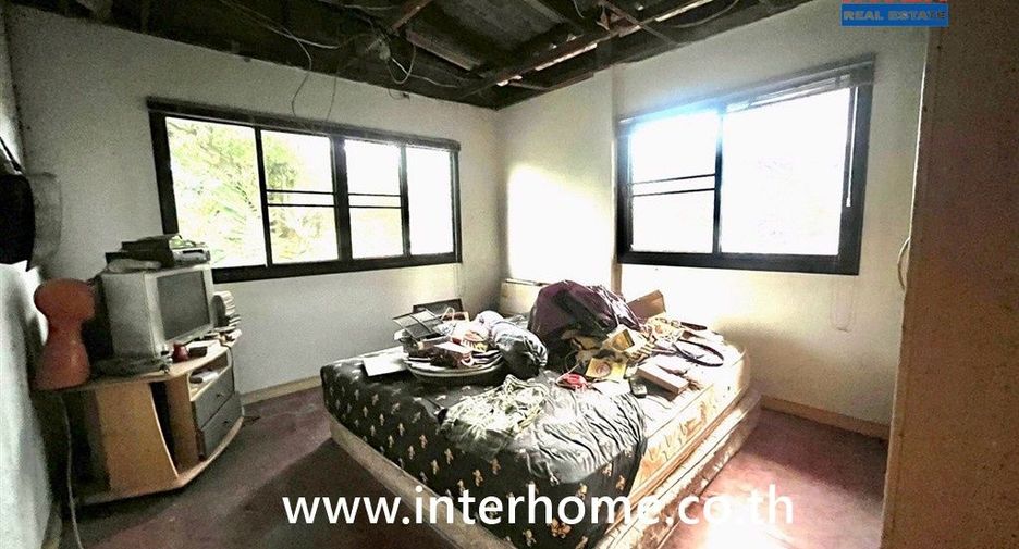 Casa en venta de 3 habitaciones en Lat Phrao, Bangkok