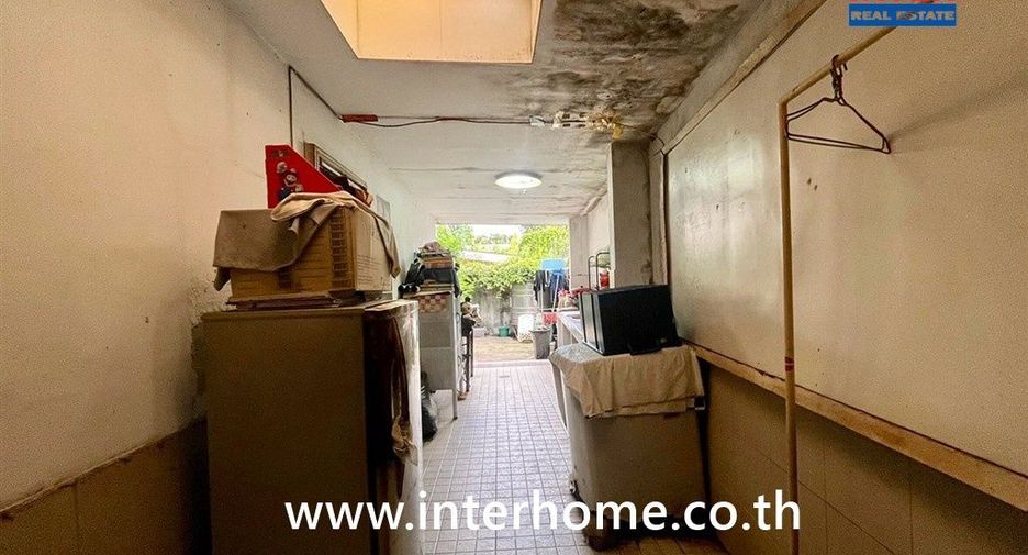 Casa en venta de 3 habitaciones en Lat Phrao, Bangkok