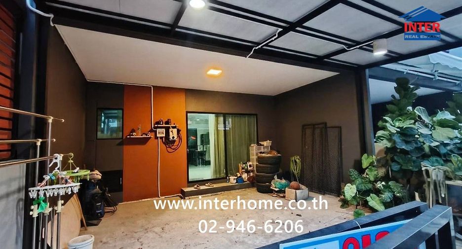 For sale 4 bedrooms townhouse in Bang Kruai, Nonthaburi