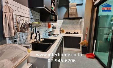 Casa adosada en venta de 4 habitaciones en Bang Kruai, Nonthaburi