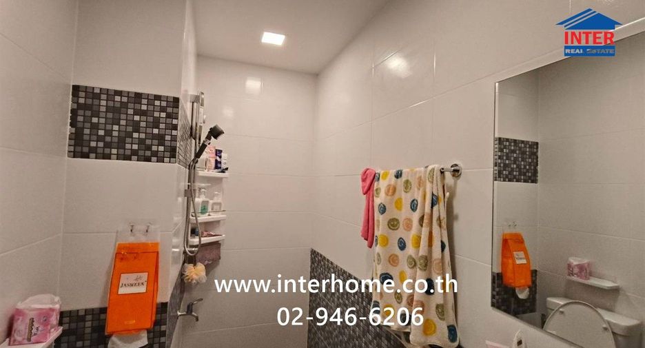 For sale 4 bedrooms townhouse in Bang Kruai, Nonthaburi