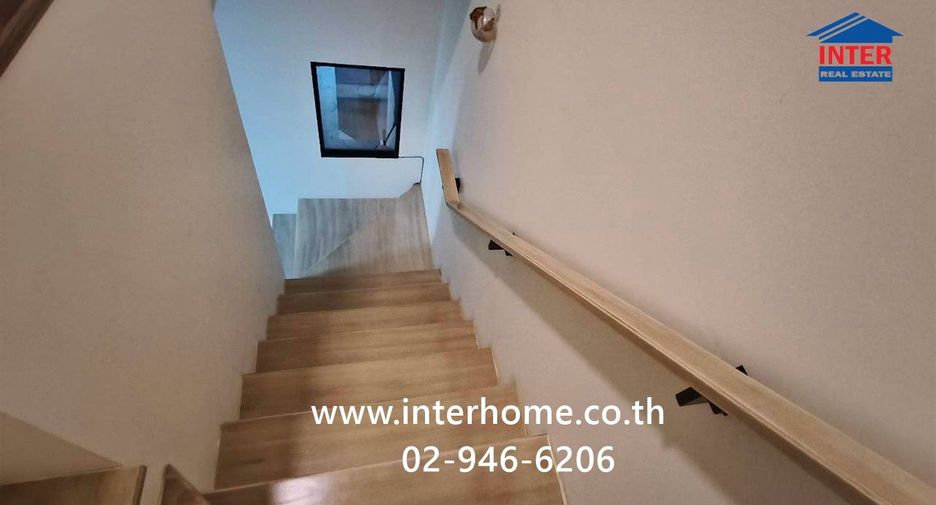 For sale 4 bedrooms townhouse in Bang Kruai, Nonthaburi