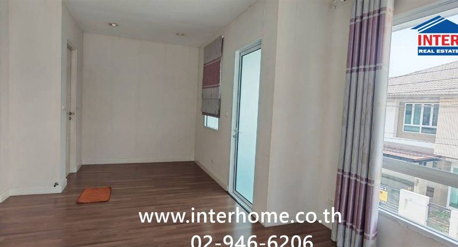 Casa en venta de 3 habitaciones en Mueang Pathum Thani, Pathum Thani