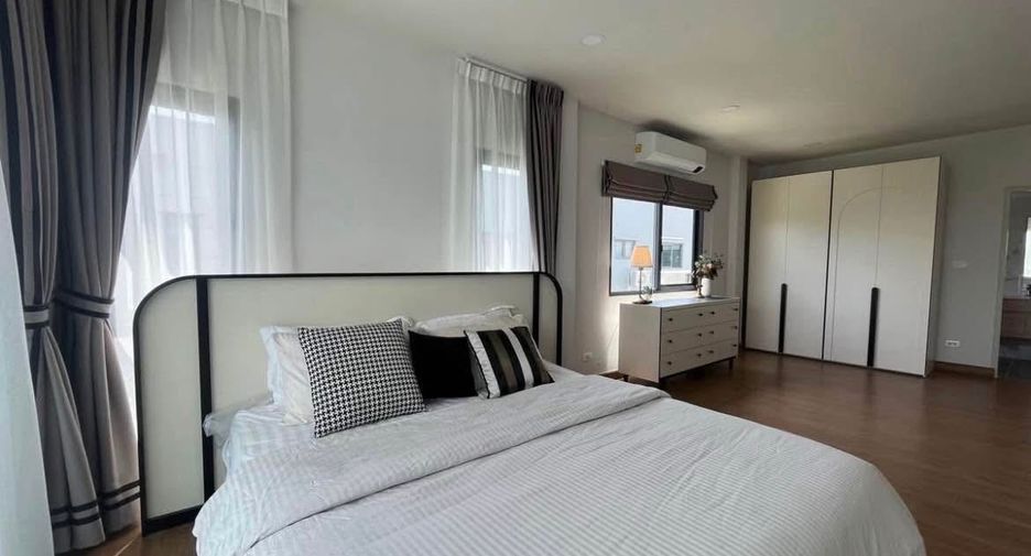 For rent 4 bedrooms house in Bang Phli, Samut Prakan