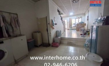 Casa adosada en venta de 2 habitaciones en Lam Luk Ka, Pathum Thani