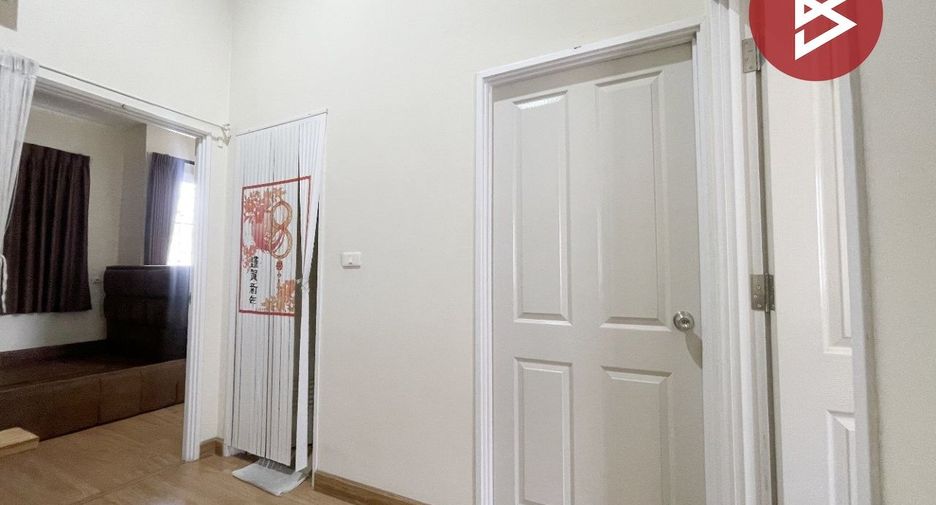 For sale 4 ベッドルーム townhouse in Prawet, Bangkok