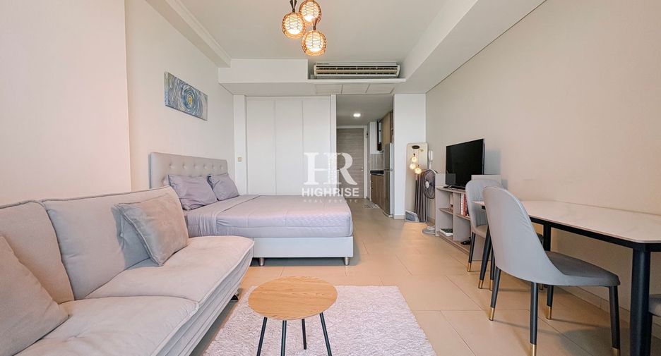 For sale studio condo in Bang Lamung, Chonburi