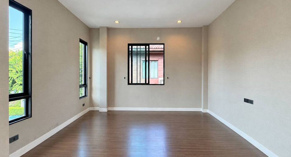 À vendre 3 chambres maison à San Sai, Chiang Mai