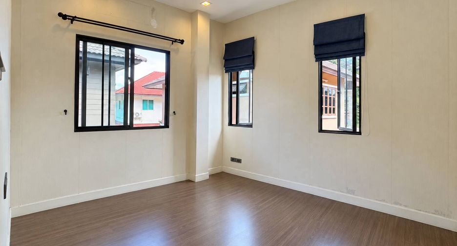 À vendre 3 chambres maison à San Sai, Chiang Mai