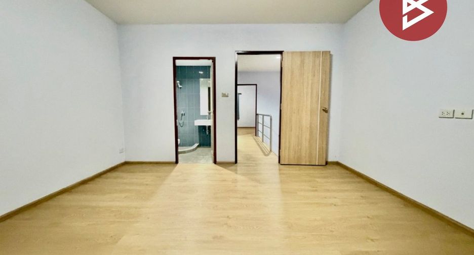 Продажа 2 спальни таунхаус в Sam Phran, Накхонпатхом