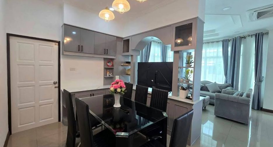 Casa en venta de 3 habitaciones en Bang Lamung, Chonburi