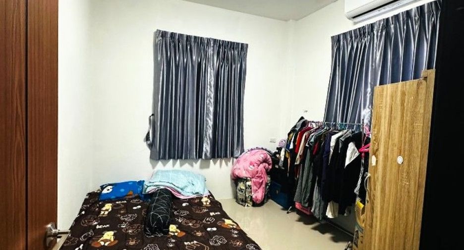 Продажа 2 спальни таунхаус в Phan Thong, Чонбури