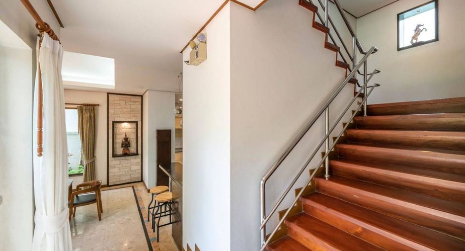 For sale 4 bedrooms house in Wang Thonglang, Bangkok