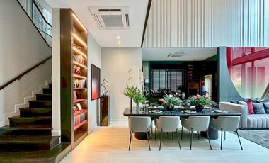 Casa en alquiler y en venta de 5 habitaciones en Suan Luang, Bangkok