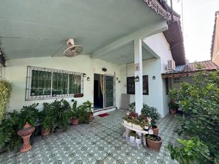 Продажа 3 спальни дом в Банг Капи, Бангкок