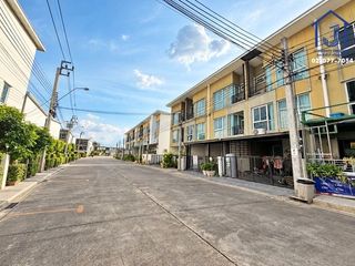 Продажа 3 спальни таунхаус в Мин Бури, Бангкок