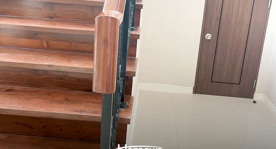 Продажа 4 спальни дом в Тхащи Щаттхана, Бангкок