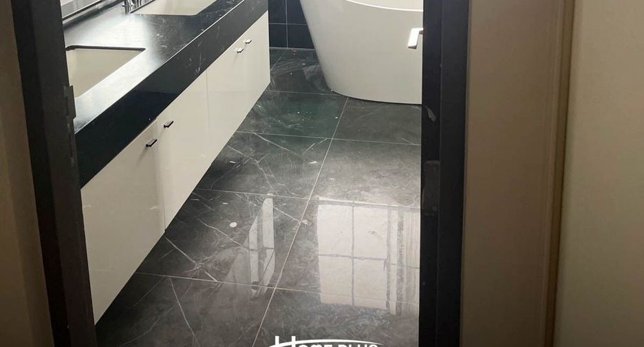 Продажа 4 спальни дом в Тхащи Щаттхана, Бангкок