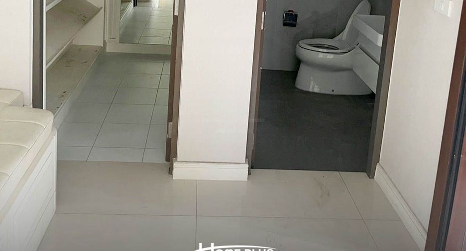 Продажа 4 спальни дом в Тхащи Щаттхана, Бангкок