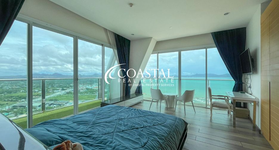 For rent and for sale 4 bedrooms condo in Na Jomtien, Pattaya