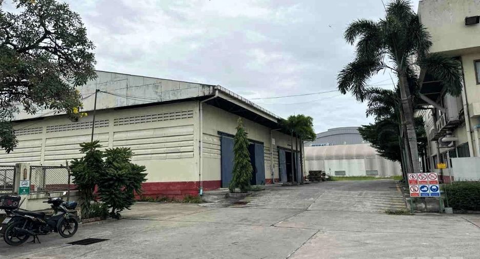 Local comercial en venta en Mueang Samut Prakan, Samut Prakan