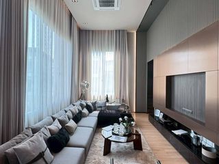 For rent 4 ベッドルーム house in Saphan Sung, Bangkok