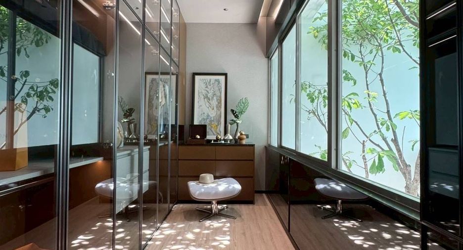 For rent 4 ベッドルーム house in Saphan Sung, Bangkok