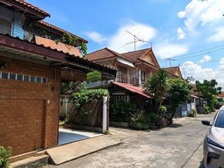 Продажа 3 спальни таунхаус в Khlong Luang, Патумтани