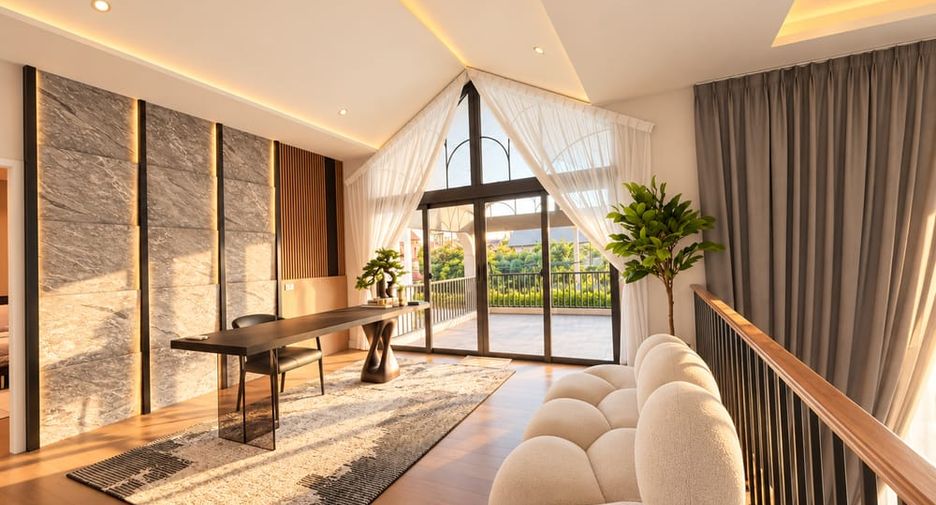 Villa en alquiler de 6 habitaciones en Bang Lamung, Chonburi