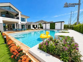 Villa en alquiler de 6 habitaciones en Bang Lamung, Chonburi