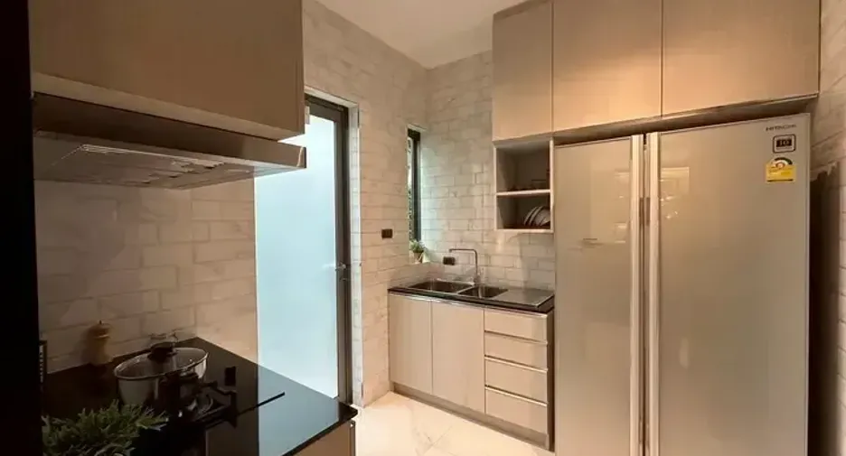 Casa en venta de 4 habitaciones en Pak Kret, Nonthaburi