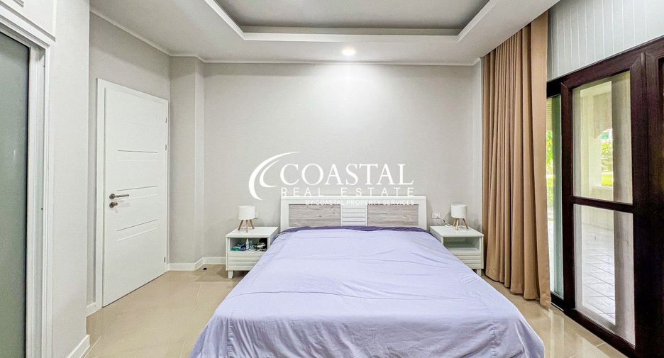 Аренда и продажа 3 спальни кондо в Na Jomtien, Паттайя