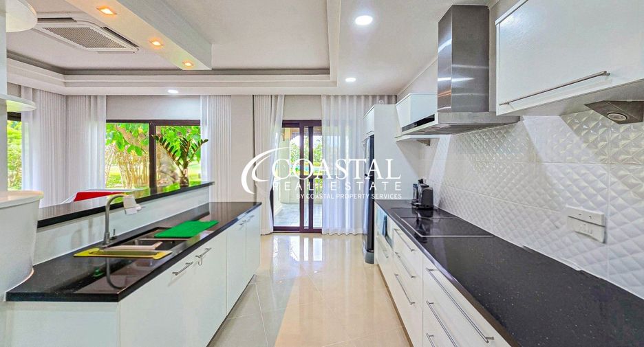 Аренда и продажа 3 спальни кондо в Na Jomtien, Паттайя