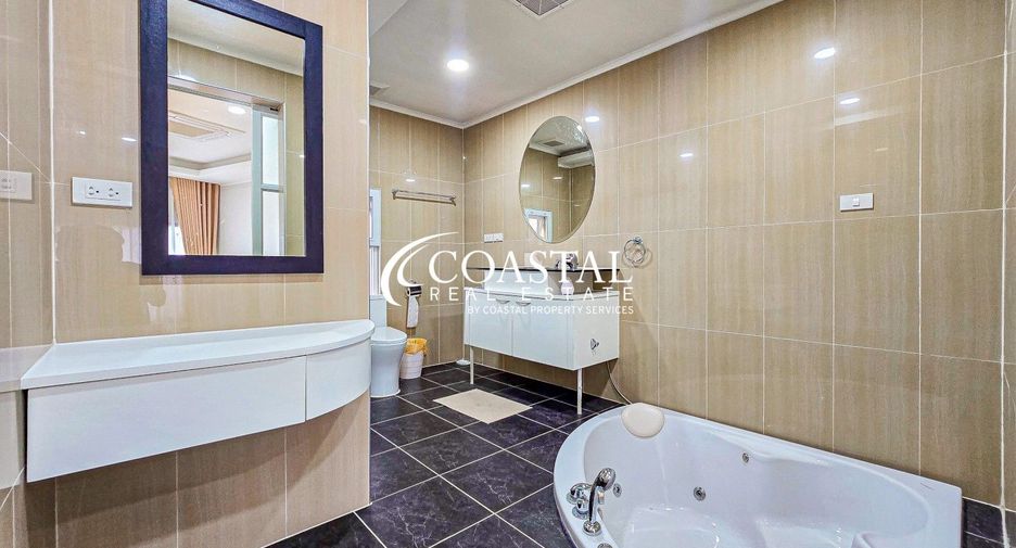 Аренда и продажа 3 спальни кондо в Na Jomtien, Паттайя