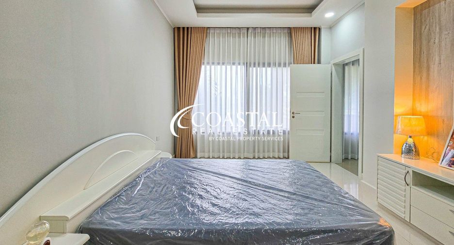Аренда и продажа 3 спальни кондо в Na Jomtien, Паттайя