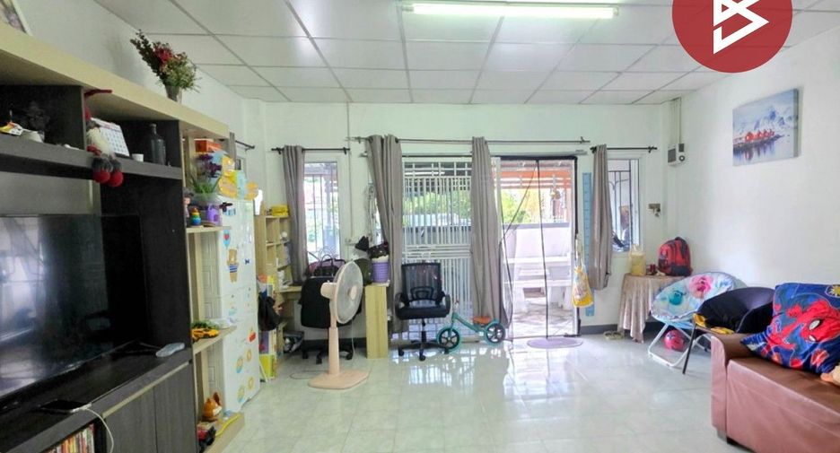 Продажа 3 спальни таунхаус в Mueang Roi Et, Roi Et