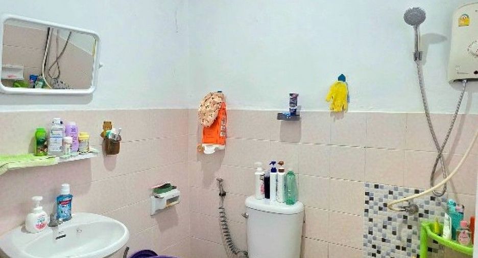 Продажа 3 спальни таунхаус в Mueang Roi Et, Roi Et