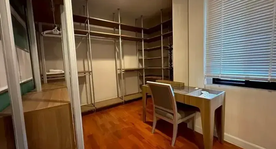 Аренда и продажа 5 спальни дом в Кхан На Яо, Бангкок