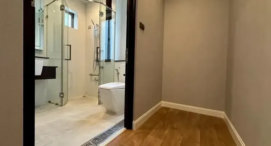 For sale 4 bedrooms house in Pak Kret, Nonthaburi