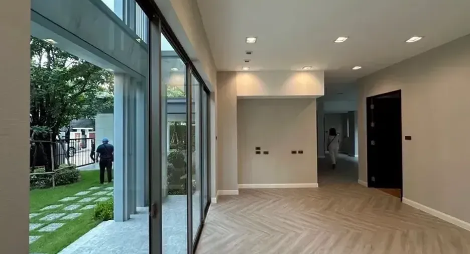 For sale 4 bedrooms house in Pak Kret, Nonthaburi