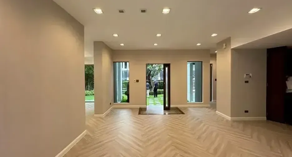 For sale 4 bedrooms house in Pak Kret, Nonthaburi